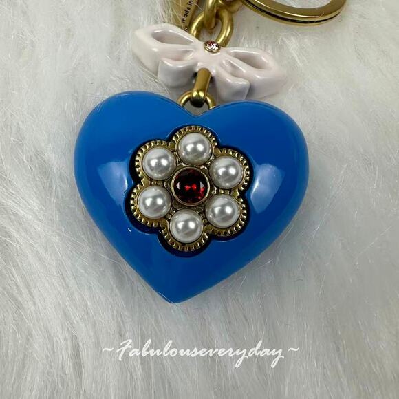 Coach Heart Bag Charm In Resin/Brass/Blue Multi CBH12 Key Chain Key Ring NWT - Picture 2 of 7